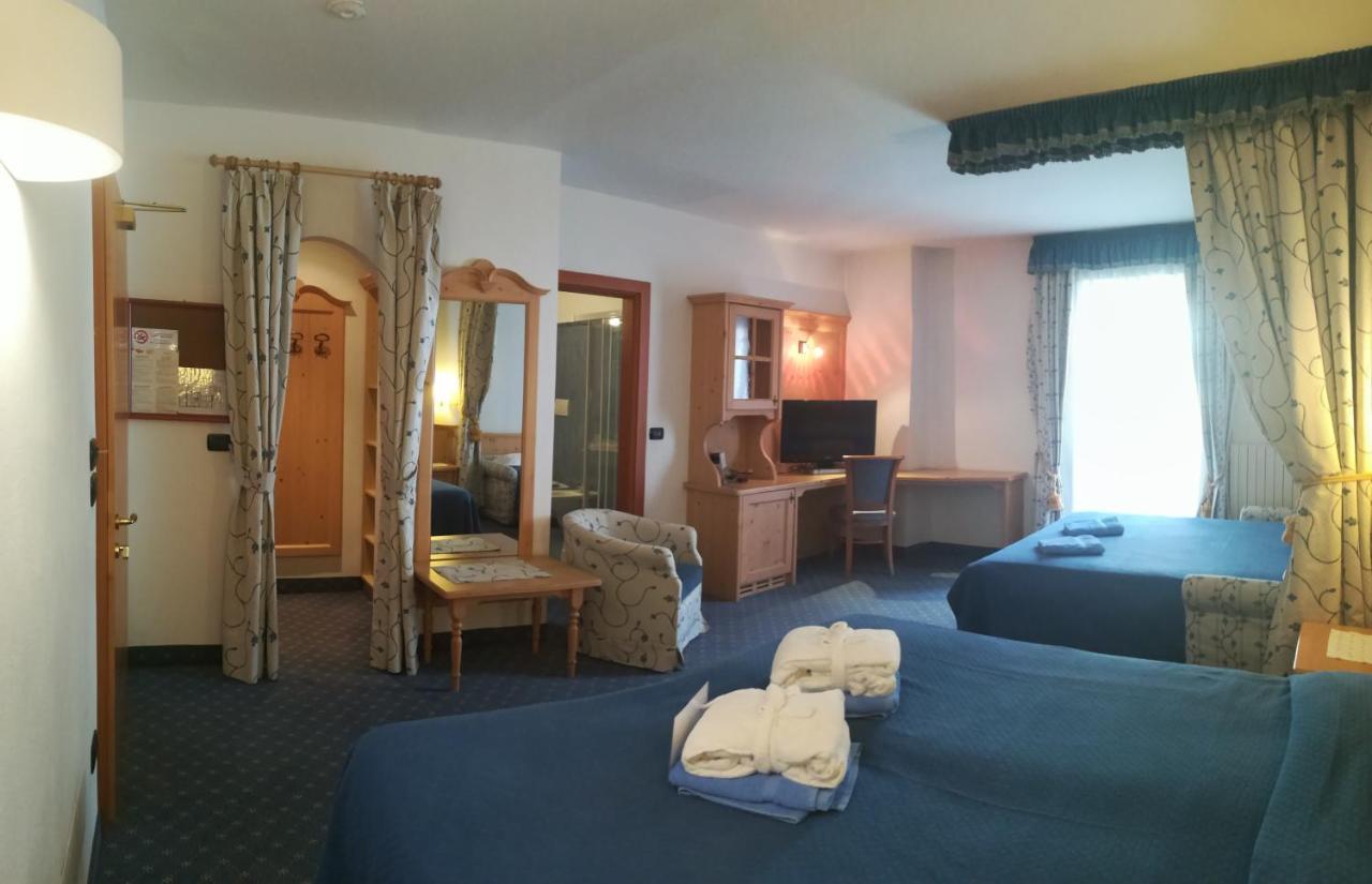Hotel Isolabella Wellness Fiera Di Primiero Exteriér fotografie