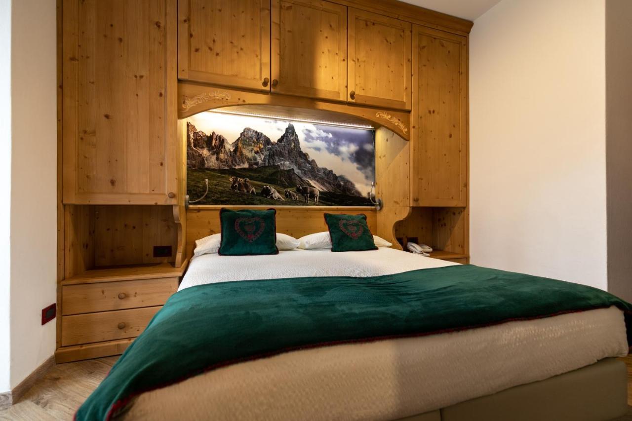 Hotel Isolabella Wellness Fiera Di Primiero Exteriér fotografie